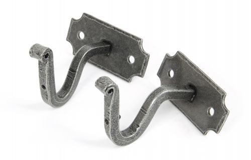 Click Here To Enlarge This Photo Of 33736 From The Anvil Pewter Mounting Bracket