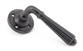 45327 From the Anvil Aged Bronze Hinton Lever on Rose Set