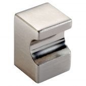 FTD2525ASN - Carlisle Brass Fingertip Design Square Knob 18 x 18mm Satin Nickel
