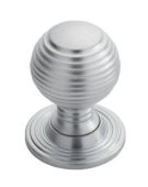 M1004SC - Carlisle Brass Fingertip Design Queen Anne Knob 28mm Satin Chrome