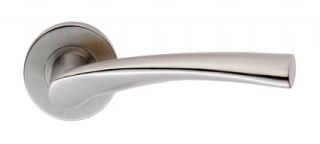CSL1121SSS - Carlisle Brass Eurospec 'Breeze' Designer Lever on Round Rose (G304) Satin Stainless Steel
