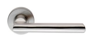 CSL1134SSS - Carlisle Brass Eurospec 'Carlton' Designer Lever on Round Rose (G304) Satin Stainless Steel