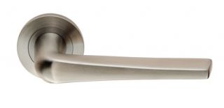 SWL1160SSS - Carlisle Brass Eurospec 'Plaza' Designer Lever on Round Rose (G304) Satin Stainless Steel