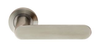 SWL1168SSS - Carlisle Brass Eurospec 'Parigi' Designer Lever on Round Rose (G304) Satin Stainless Steel