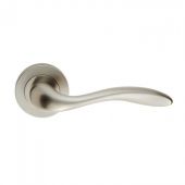 GI5SC - Carlisle Brass Manital 'Giava' Lever on Round Rose Satin Chrome
