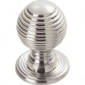 M1005CP - Carlisle Brass Fingertip Design Queen Anne Knob 35mm Polished Chrome