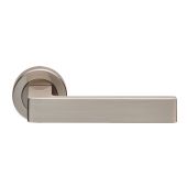 EUL010SN - Carlisle Brass 'Sasso' Lever on Rose Satin Nickel