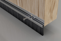 Stormguard Heavy Duty Brush Door Seal 914mm Aluminium (02SR0190914A)