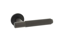 Atlantic - MHSR100UDB Millhouse Brass 'Crompton' Designer Lever on 5mm Slimline Round Rose - Urban Dark Bronze