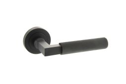 Atlantic - MHR200MB Millhouse Brass 'Cartwright' Designer Lever on Round Rose - Matt Black