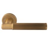SZM270AB - Carlisle Brass Serozzetta 'Image' Lines Lever on Round Rose - Antique Brass