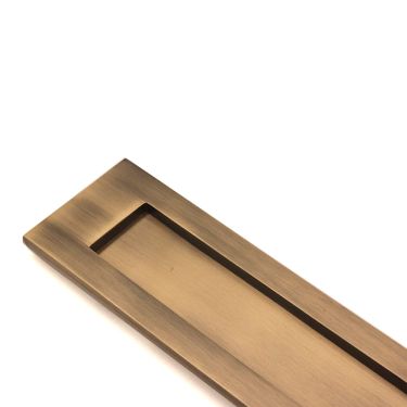 Click Here To Enlarge This Photo Of SB5105ANT - Spira Brass Victorian Letter Plate 250mm x 76mm - Antique Brass