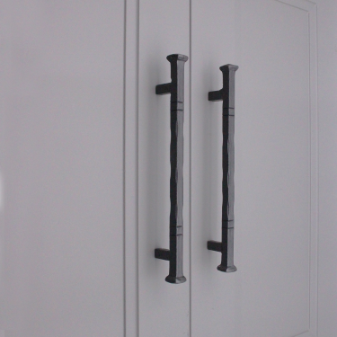 Click Here To Enlarge This Photo Of FC222 - Spira Brass Jade Pull Handle Medium 160mm c/c - Black Iron