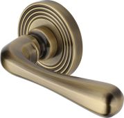 RR3022-AT Heritage Brass Door Handle Lever Latch on Round Rose Charlbury Reeded Design Antique Brass finish