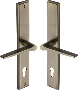 Click Here To Enlarge This Photo Of MP4189.RH-AT Heritage Brass 92mm Multi-Point Door Handle Lever Lock Gio RH Design Antique Brass finish