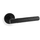 AW223BL - Alexander & Wilks Spitfire Hammered Lever on Round Rose - Black