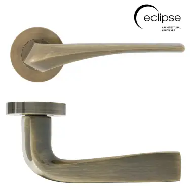 Click Here To Enlarge This Photo Of Eclipse 63225 Antique Bronze 'Lanza' Lever on Round Rose Set (Insignia Range)