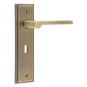BUR15KIT9 Frelan Hardware Burlington Fitzrovia Door Handles on 57mm Lock Backplate Antique Brass
