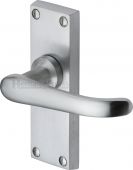 V710-SC Heritage Brass Door Handle Lever Latch Windsor Short Design Satin Chrome Finish