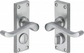 V825-SC Heritage Brass Door Handle For Privacy Set Bedford Short Design Satin Chrome Finish