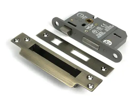 Click Here To Enlarge This Photo Of 51356 From the Anvil Aged Brass 2.5" 5 Lever British Standard Sashlock (Keyed Alike)