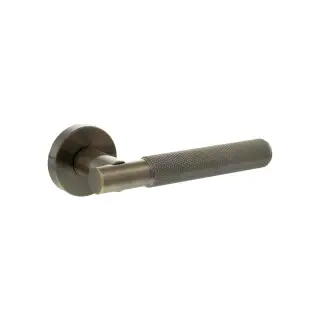 Atlantic - SPR170AB Senza Pari 'Rosarno' Knurled Lever Door Handle on Minimal Round Rose - Antique Brass