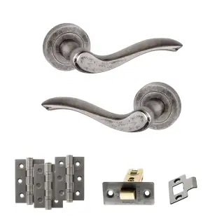 Atlantic - OE178 Old English Warwick Door Handle on Rose Pack - Distressed Silver