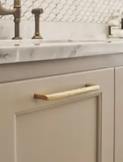 Furnipart 'Shuffle' Cabinet Pull L172mm / C160mm - Brushed Gold (543160160-33)
