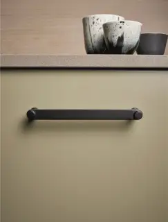 Furnipart 'Pillar' Cabinet Pull L175mm / C160mm - Matt Black (547620160-99)