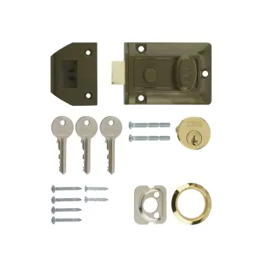 Click Here To Enlarge This Photo Of 133-81 ERA 60mm Traditional Nightlatch Door Lock - Green Body / Brass Cylinder