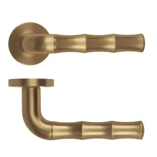 RM200AB - Zoo Hardware Rosso Maniglie 'Vasco' Lever on Round Rose - Antique Brass Finish