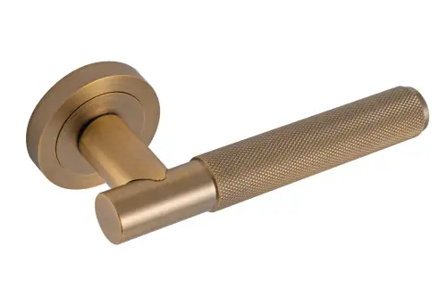Click Here To Enlarge This Photo Of Eclipse 62237 Matt Antique Brass Knurled Lever on Round Rose Set &lpar;Freestyle Range&rpar;