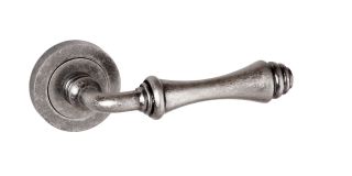 Atlantic - OE127DS Old English 'Durham' Lever on Round Rose - Distressed Silver