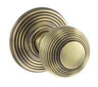 Atlantic - OE50RMKAB Old English 'Ripon' Solid Brass Reeded Mortice Knob on Concealed Fix Rose - Antique Brass