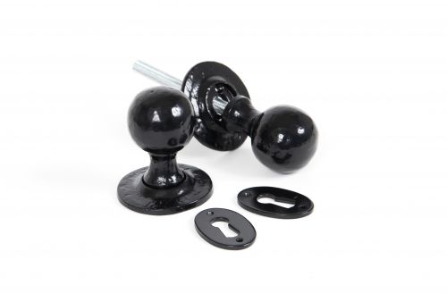 Click Here To Enlarge This Photo Of 33252 From The Anvil Black Round Mortice/Rim Knob Set